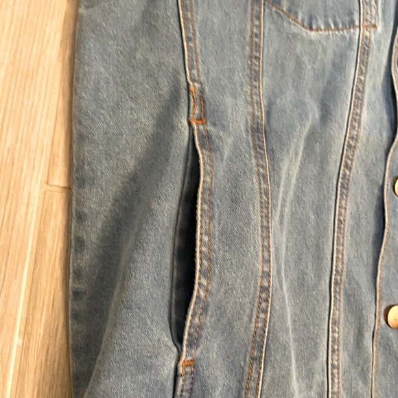 FRIENDS Denim Lobster Vest - Picture 6 of 9